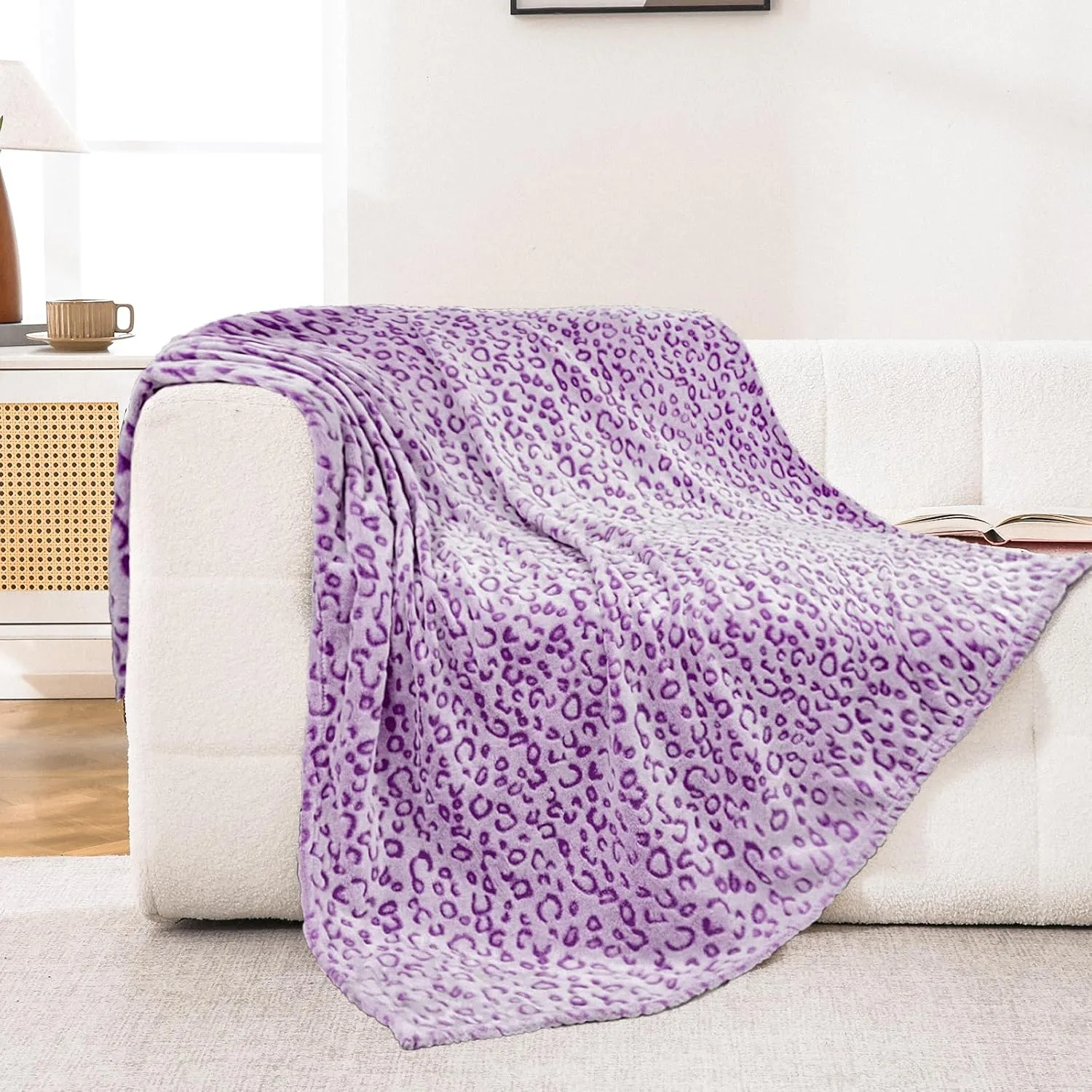 Bnuitland Purple Leopard Print Flannel Throw Blanket, 300 GSM Double Sided Fuzzy Fluffy for Bed Sofa Couch Travel, Super Soft Lightweight Cheetah Print Blanket for Adults and Kids, 5040 inch